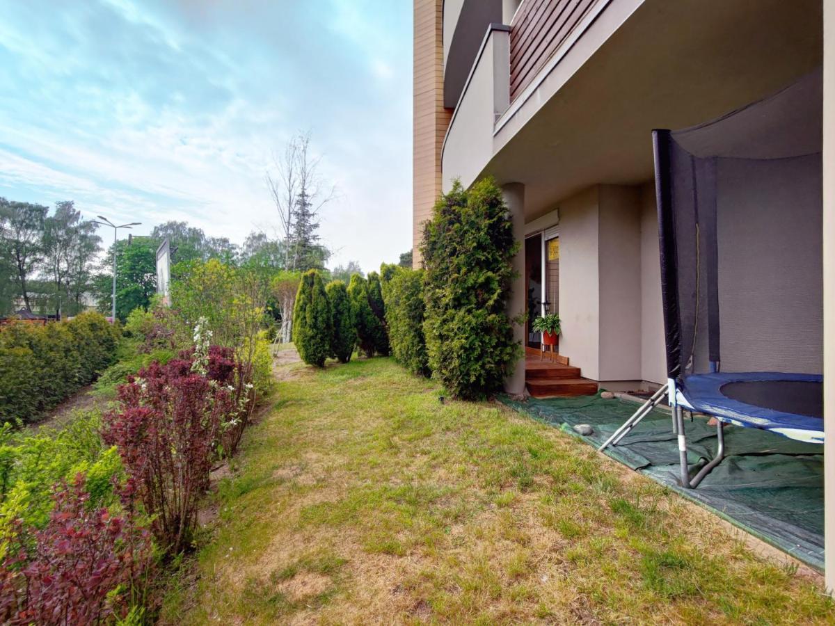 Komfortowy Apartament Dwupokojowy Z Tarasem I Garaz Ustka Exterior foto